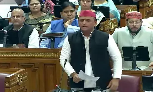 योगी सरकार का अनपूरक बजट: सदन में बोले अखिलेश- एक भी पावर हाउस नहीं खोला; बिजली के मुद्दे पर डिप्टी CM से बहस योगी सरकार का अनपूरक बजट: सदन में बोले अखिलेश- एक भी पावर हाउस नहीं खोला; बिजली के मुद्दे पर डिप्टी CM से बहस