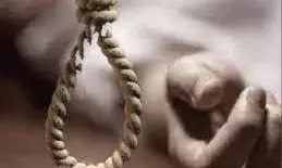 बीवी करती थी चोरी-छिपे फोन पर बात, पूछने पर किया शर्मनाक काम; युवक ने दी जान