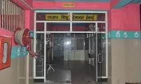 डीएम का आदेश भी दरकिनार, महिला अस्पताल के एसएनसीयू में भर्ती किया बच्चा, फिर रेफर |