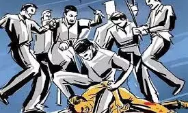 कारखाने में नाबालिग को बेरहमी से पीटा, पुलिस ने मुकदमा दर्ज कर आरोपियों को भेजा जेल | कारखाने में नाबालिग को बेरहमी से पीटा, पुलिस ने मुकदमा दर्ज कर आरोपियों को भेजा जेल |