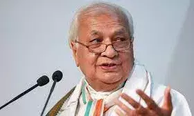 यह सब सीएम की साजिश है, SFI कार्यकर्ताओं द्वारा काले झंडे दिखाने के मामले में बोले केरल के राज्यपाल यह सब सीएम की साजिश है, SFI कार्यकर्ताओं द्वारा काले झंडे दिखाने के मामले में बोले केरल के राज्यपाल