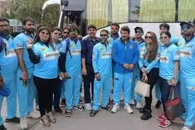 भोजपुरी दबंग्स से कटा अभय सिन्हा का भी पत्ता, टीम प्रबंधन दी अब इन कारोबारियों को दी नई जिम्मेदारी भोजपुरी दबंग्स से कटा अभय सिन्हा का भी पत्ता, टीम प्रबंधन दी अब इन कारोबारियों को दी नई जिम्मेदारी