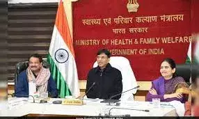केरल में कोरोना के 300 केस, तीन की मौत; महाराष्ट्र के स्वास्थ्य मंत्री बोले- घबराने की जरूरत नहीं केरल में कोरोना के 300 केस, तीन की मौत; महाराष्ट्र के स्वास्थ्य मंत्री बोले- घबराने की जरूरत नहीं
