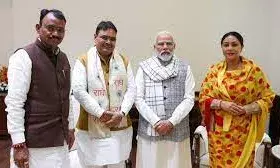 मंत्रिमंडल विस्तार को लेकर हलचल तेज, पीएम मोदी से मिले CM भजनलाल और दोनों डिप्टी सीएम मंत्रिमंडल विस्तार को लेकर हलचल तेज, पीएम मोदी से मिले CM भजनलाल और दोनों डिप्टी सीएम