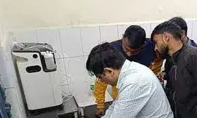 गुब्बारा फुलाते हुए कक्षा चार का छात्र अचानक हुआ बेहोश, नाक से आने लगा खून; कुछ ही देर में तोड़ दिया दम