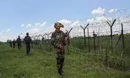 अखनूर में घुसपैठ की कोशिश नाकाम, सुरक्षाबलों की फायरिंग में एक घुसपैठिया ढेर, तीन भागे अखनूर में घुसपैठ की कोशिश नाकाम, सुरक्षाबलों की फायरिंग में एक घुसपैठिया ढेर, तीन भागे