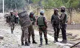 बारामुला में आतंकियों ने पुलिस के रिटायर्ड अधिकारी की गोली मारकर हत्या की, सुरक्षाबलों ने इलाके को घेरा बारामुला में आतंकियों ने पुलिस के रिटायर्ड अधिकारी की गोली मारकर हत्या की, सुरक्षाबलों ने इलाके को घेरा