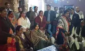 नहीं मिलेगा निमंत्रण तो भी जाएंगे राम मंदिर, सरकार सदन में चर्चा से डरती है