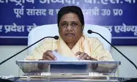 मायावती ने नए साल की बधाई के साथ भाजपा-कांग्रेस पर बोला हमला, जानें बेरोजगारी-गैर बराबरी को लेकर क्या कहा?