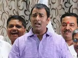 पूर्व विधायक संगीत सोम के खिलाफ चार्जशीट पर सुनवाई आज, विस चुनाव में पीठासीन अधिकारी को मारे थे थप्पड़ पूर्व विधायक संगीत सोम के खिलाफ चार्जशीट पर सुनवाई आज, विस चुनाव में पीठासीन अधिकारी को मारे थे थप्पड़