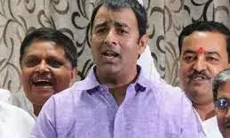 पूर्व विधायक संगीत सोम के खिलाफ चार्जशीट पर सुनवाई आज, विस चुनाव में पीठासीन अधिकारी को मारे थे थप्पड़ पूर्व विधायक संगीत सोम के खिलाफ चार्जशीट पर सुनवाई आज, विस चुनाव में पीठासीन अधिकारी को मारे थे थप्पड़