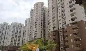 छह महीने के मासूम के साथ 16वीं मंजिल से कूदी महिला, मां-बच्चे दोनों की गई जान