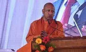 आज सीएम 1150 महिलाओं को देंगे मुफ्त सिलाई मशीन, गोरखपुर महोत्सव कार्यक्रम में करेंगे शिरकत