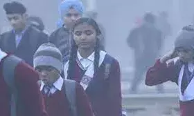 आठवीं कक्षा के तक स्कूलों की छुट्टी 16 तक बढ़ी, डीएम ने जारी किए आदेश आठवीं कक्षा के तक स्कूलों की छुट्टी 16 तक बढ़ी, डीएम ने जारी किए आदेश