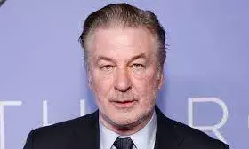 तीन साल पुराने मामले में बढ़ीं एलेक बाल्डविन की मुश्किलें, सिनेमैटोग्राफर की हत्या का लगा आरोप