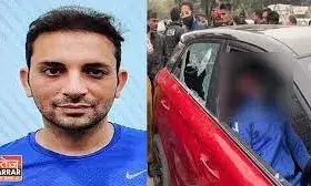 एअर इंडिया क्रू सदस्य की नोएडा में सरेआम हत्या, जिम से लौटते वक्त बाइक सवार हमलावरों ने बरसाईं गोलियां एअर इंडिया क्रू सदस्य की नोएडा में सरेआम हत्या, जिम से लौटते वक्त बाइक सवार हमलावरों ने बरसाईं गोलियां