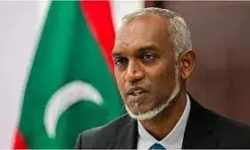 मालदीव में भारत के विमान को उड़ान की इजाजत नहीं, राष्ट्रपति मुइज्जू की इस जिद से चली गई बच्चे की जान मालदीव में भारत के विमान को उड़ान की इजाजत नहीं, राष्ट्रपति मुइज्जू की इस जिद से चली गई बच्चे की जान