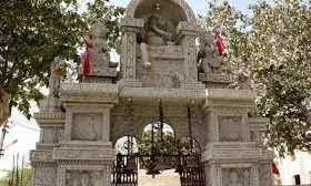 पहली बार श्रीराम और रावण की एक साथ पूजा हुई। लंकापति के मंदिर में भगवान राम की प्राण प्रतिष्ठा हुई। पहली बार श्रीराम और रावण की एक साथ पूजा हुई। लंकापति के मंदिर में भगवान राम की प्राण प्रतिष्ठा हुई।