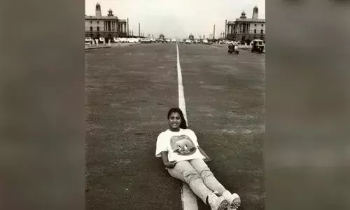 75वें गणतंत्र दिवस पर काजोल ने इंस्टाग्राम पर अपनी एक ब्लैक एंड व्हाइट पुरानी तस्वीर शेयर की. 75वें गणतंत्र दिवस पर काजोल ने इंस्टाग्राम पर अपनी एक ब्लैक एंड व्हाइट पुरानी तस्वीर शेयर की.