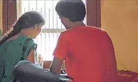 दो लोगों ने कमरा बंद कर की हैवानियत... लहूलुहान हालत में पहुंचा घर, हालत देख सब सन्न