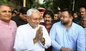 बिहार में मुख्यमंत्री नीतीश कुमार इस समय राष्ट्रीय जनतांत्रिक गठबंधन सरकार के सीएम,  राजद से अभी सरकार का पिंड नहीं छूटा