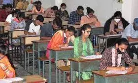 हाईकोर्ट का बड़ा फैसला, कहा- टीईटी पास किए बगैर प्राथमिक शिक्षकों का न हो प्रमोशन हाईकोर्ट का बड़ा फैसला, कहा- टीईटी पास किए बगैर प्राथमिक शिक्षकों का न हो प्रमोशन