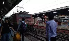 Budget 2024:  मोदी सरकार ने 2016 में किया विलय, ये था कारण, 92 साल अलग-अलग पेश किया गया रेल और आम बजट Budget 2024:  मोदी सरकार ने 2016 में किया विलय, ये था कारण, 92 साल अलग-अलग पेश किया गया रेल और आम बजट