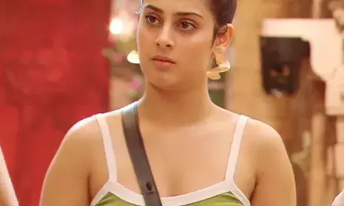 ईशा मालवीय का सनसनीखेज खुलासा- बिग बॉस के बाथरूम में लगे होते हैं माइक्रोफोन ईशा मालवीय का सनसनीखेज खुलासा- बिग बॉस के बाथरूम में लगे होते हैं माइक्रोफोन