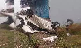 डोईवाला मार्ग पर पलटी तेज रफ्तार कार, दो युवकों की मौत, पांच घायल, जन्मदिन पार्टी से थे लौट रहे डोईवाला मार्ग पर पलटी तेज रफ्तार कार, दो युवकों की मौत, पांच घायल, जन्मदिन पार्टी से थे लौट रहे