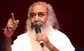 UP: आचार्य बोले- मैंने किसी को न छोड़ा, न ही किसी ने मुझे... ; सियासत संभावनाओं का खेल, कल क्या होगा पता नहीं UP: आचार्य बोले- मैंने किसी को न छोड़ा, न ही किसी ने मुझे... ; सियासत संभावनाओं का खेल, कल क्या होगा पता नहीं