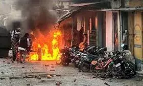 Haldwani: देवभूमि के ललाट पर दाग लगा गई हल्द्वानी हिंसा, उत्तराखंड की संस्कृति पर कभी नहीं पड़े खून के छींटे Haldwani: देवभूमि के ललाट पर दाग लगा गई हल्द्वानी हिंसा, उत्तराखंड की संस्कृति पर कभी नहीं पड़े खून के छींटे