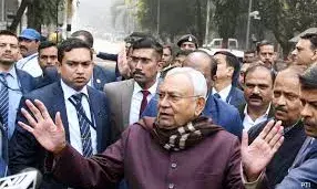 फ्लोर टेस्ट से पहले बिहार में क्या चल रहा? सीएम नीतीश कुमार पहुंचे इस मंत्री के आवास