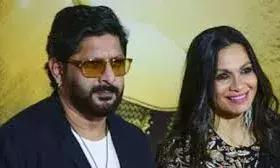 अरशद वारसी ने 25 साल बाद कराया अपनी शादी का पंजीकरण, वेलेंटाइन डे पर पत्नी को दिया खास तोहफा