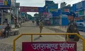 ट्रेनों का संचालन शुरू, लेकिन कर्फ्यू के बीच कैसे जाएंगे यात्री? जानें बसों को लेकर अपडेट