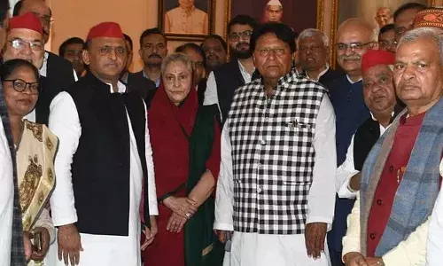 राज्यसभा चुनाव: सपा के तीनों उम्मीदवारों ने दाखिल किया नामांकन जया बच्चन सहित , अखिलेश-शिवपाल रहे मौजूद