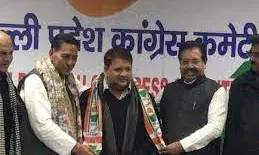 लाल बहादुर शास्त्री के पोते ने कांग्रेस को कहा अलविदा, BJP का थामा दामन लाल बहादुर शास्त्री के पोते ने कांग्रेस को कहा अलविदा, BJP का थामा दामन