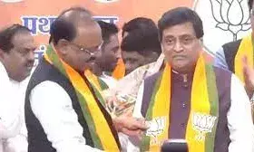 मेरे राजनीतिक करियर की नई शुरुआत BJP में शामिल हुए अशोक चव्हाण; कल कांग्रेस को कहा अलविदा, मेरे राजनीतिक करियर की नई शुरुआत BJP में शामिल हुए अशोक चव्हाण; कल कांग्रेस को कहा अलविदा,