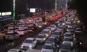 सिंघु से लेकर औचंदी बॉर्डर पर रेंगते रहे वाहन; यहां 50 से ज्यादा किसान हिरासत में लिए गए