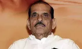 आरएसएस से राजनीति की शुरुआत, शिवसेना के पहले मुख्यमंत्री, सियासत का सभ्य चेहरा थे मनोहर जोशी आरएसएस से राजनीति की शुरुआत, शिवसेना के पहले मुख्यमंत्री, सियासत का सभ्य चेहरा थे मनोहर जोशी