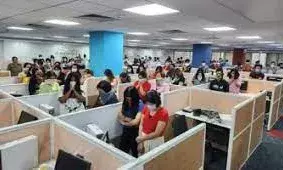 पकड़ा गया इंडिया बुल्स फाइनेंस के नाम पर लोन दिलाने वाला फर्जी कॉल सेंटर, छह महिलाओं सहित आठ गिरफ्तार पकड़ा गया इंडिया बुल्स फाइनेंस के नाम पर लोन दिलाने वाला फर्जी कॉल सेंटर, छह महिलाओं सहित आठ गिरफ्तार