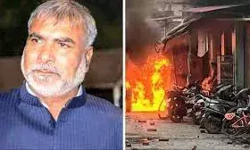 मलिक को पनाह देने वालों पर पुलिस की नजर, दो-दो दिन मास्टरमाइंड को अपने घर में रखा; होगी कार्रवाई मलिक को पनाह देने वालों पर पुलिस की नजर, दो-दो दिन मास्टरमाइंड को अपने घर में रखा; होगी कार्रवाई