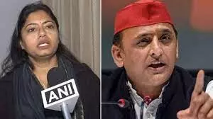 राज्यसभा चुनावों से अलर्ट हुई सपा ने बढ़ाई आजमगढ़ की किलेबंदी, पल्लवी के ट्वीट ने दिए ट्विस्ट के संकेत राज्यसभा चुनावों से अलर्ट हुई सपा ने बढ़ाई आजमगढ़ की किलेबंदी, पल्लवी के ट्वीट ने दिए ट्विस्ट के संकेत