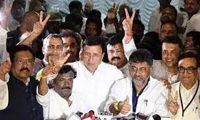 BJP का दावा- कांग्रेस समर्थकों ने विधानसभा में लगाए पाकिस्तान जिंदाबाद के नारे, पुलिस में दी शिकायत BJP का दावा- कांग्रेस समर्थकों ने विधानसभा में लगाए पाकिस्तान जिंदाबाद के नारे, पुलिस में दी शिकायत