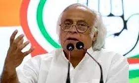 बंगाल में सीट बंटवारे को लेकर अब भी कांग्रेस को TMC से उम्मीदें, जयराम रमेश बोले- अभी गठबंधन के लिए खुले दरवाजे बंगाल में सीट बंटवारे को लेकर अब भी कांग्रेस को TMC से उम्मीदें, जयराम रमेश बोले- अभी गठबंधन के लिए खुले दरवाजे