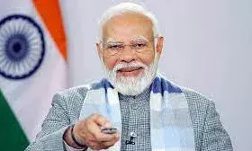 पीएम मोदी ने नमो दीदियों को बांटे 1000 ड्रोन्स, स्वयं सहायता समूहों को देंगे 10 हजार करोड़ की सौगात पीएम मोदी ने नमो दीदियों को बांटे 1000 ड्रोन्स, स्वयं सहायता समूहों को देंगे 10 हजार करोड़ की सौगात