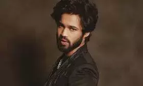 पिता इरफान को याद कर भावुक हुए बाबिल खान, बोले- मेरे बाबा स्टार नहीं थे और मैं स्टारकिड नहीं हूं पिता इरफान को याद कर भावुक हुए बाबिल खान, बोले- मेरे बाबा स्टार नहीं थे और मैं स्टारकिड नहीं हूं