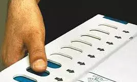 विपक्षी दल सरकारी नौकरियों का उठा रहे मुद्दा तो BJP का फोकस स्वरोजगार पर, युवाओं को साधने की जुगत विपक्षी दल सरकारी नौकरियों का उठा रहे मुद्दा तो BJP का फोकस स्वरोजगार पर, युवाओं को साधने की जुगत