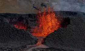 आइसलैंड के रेजेंस प्रायद्वीप में हुआ ज्वालामुखी विस्फोट, खाली कराया गया शहर