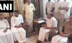 लोकसभा चुनाव के लिए गठबंधन पर भाजपा और पीएमके में हुई बातचीत, सीट बंटवारे के समझौते पर हस्ताक्षर लोकसभा चुनाव के लिए गठबंधन पर भाजपा और पीएमके में हुई बातचीत, सीट बंटवारे के समझौते पर हस्ताक्षर