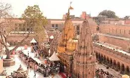 काशीवासियों को विश्वनाथ मंदिर में अलग द्वार से मिलेगा प्रवेश, भक्तों को होगी सुविधा काशीवासियों को विश्वनाथ मंदिर में अलग द्वार से मिलेगा प्रवेश, भक्तों को होगी सुविधा